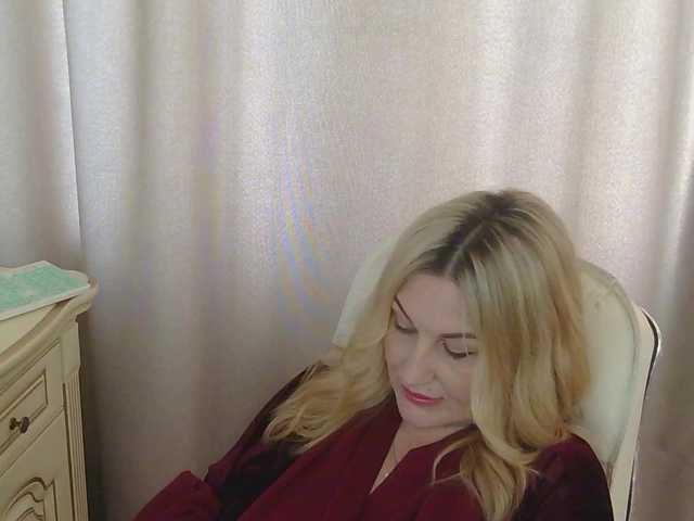 TANMZYA's BongaCams show and profile