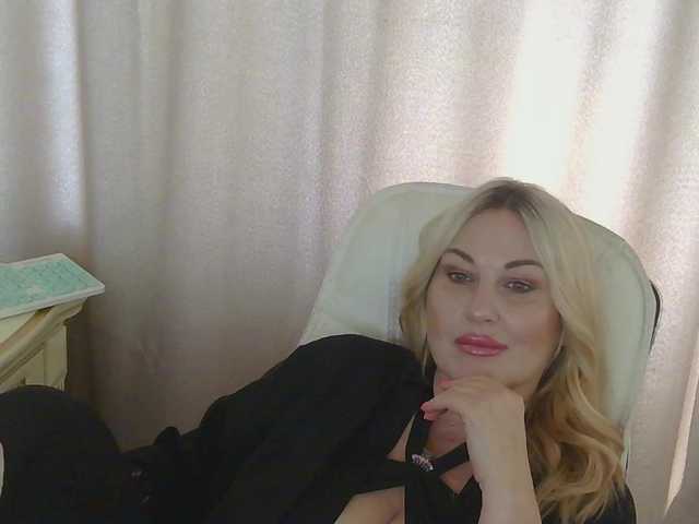 TANMZYA live cam on BongaCams