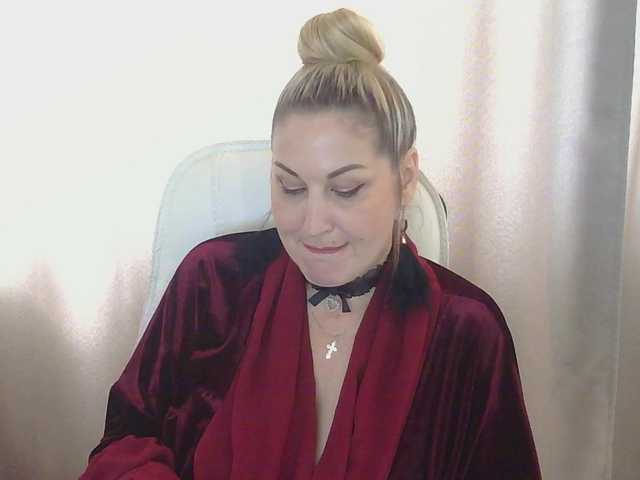 TANMZYA's BongaCams show and profile