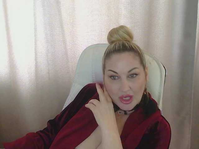 TANMZYA's BongaCams show and profile