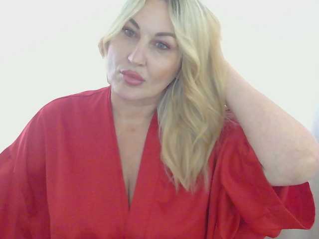 tanmzya cam belle