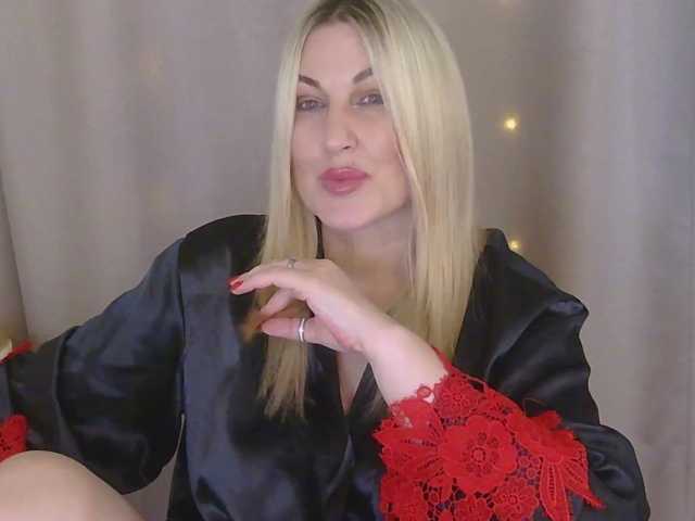 TANMZYA live cam on BongaCams