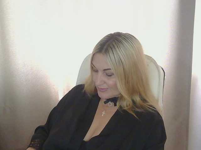TANMZYA live cam