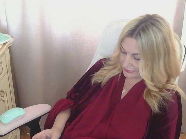 TANMZYA's BongaCams show and profile