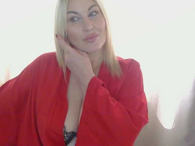 TANMZYA live cam on BongaCams