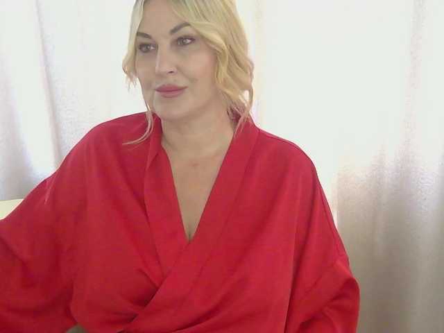 TANMZYA live cam on BongaCams