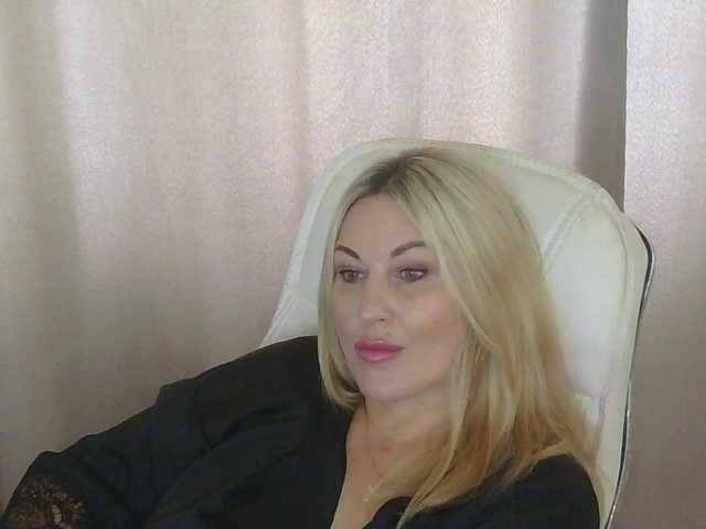 TANMZYA Live Cam on BongaCams