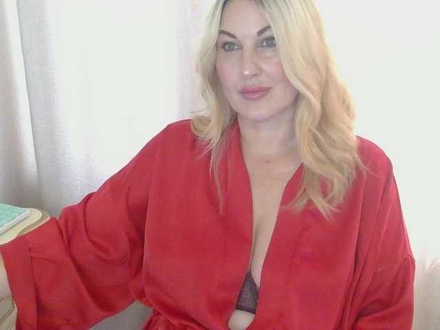 TANMZYA live cam on BongaCams
