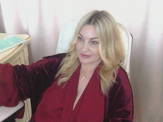 TANMZYA's BongaCams show and profile