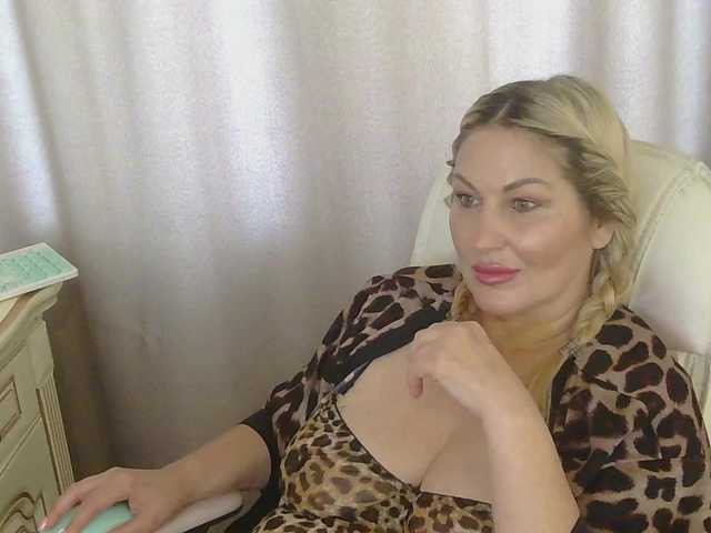 Khalissi live webcam show