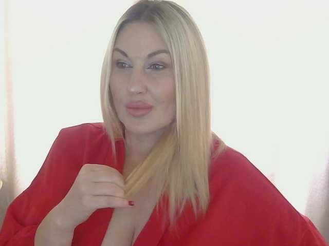 TANMZYA live cam on BongaCams