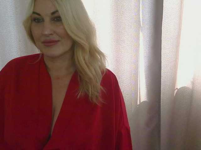 TANMZYA live cam on BongaCams