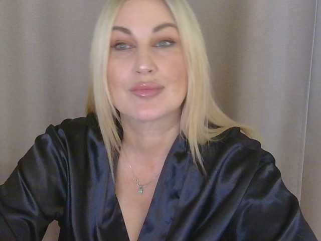 TANMZYA live cam on BongaCams