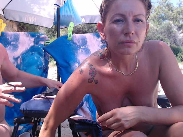 Elei2345 live cam on BongaCams