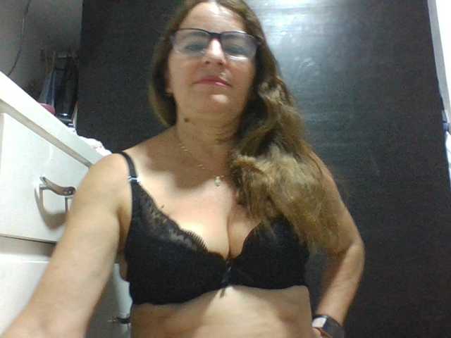 JuanitaWouti, en vivo ahora en BongaCams