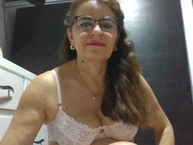 JuanitaWouti live cam preview
