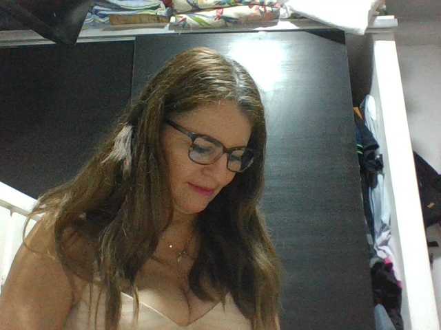 JuanitaWouti live cam on BongaCams