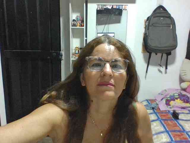 JuanitaWouti webcam