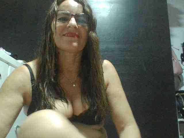 JuanitaWouti webcam