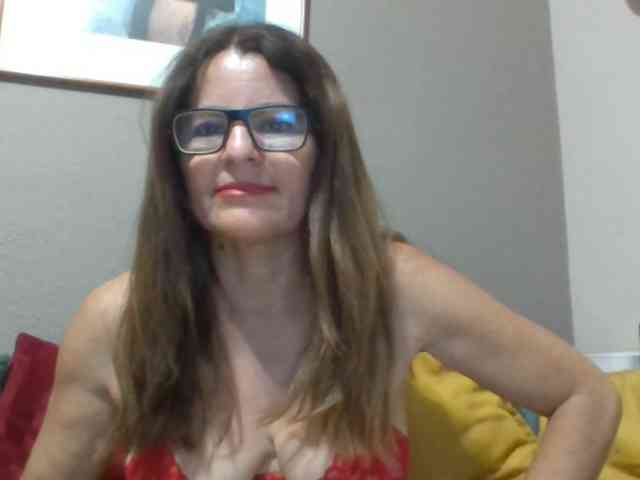 JuanitaWouti webcam