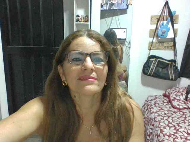 JuanitaWouti JuanitaWouti