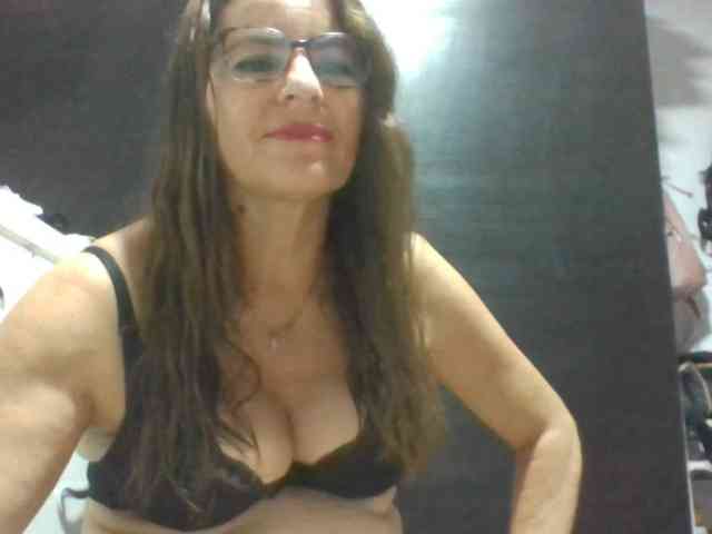 JuanitaWouti JuanitaWouti