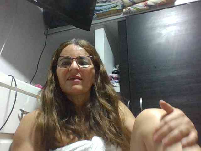 JuanitaWouti webcam