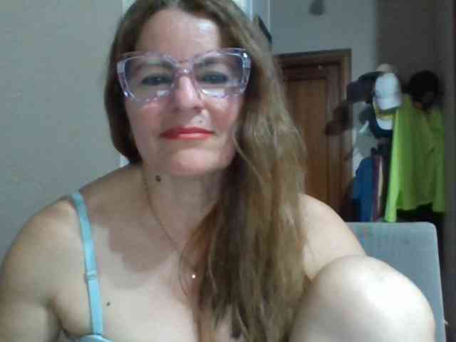 JuanitaWouti JuanitaWouti