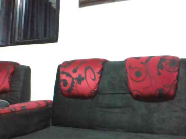 JuanitaWouti webcam