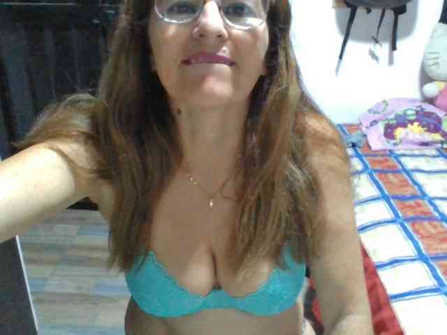 JuanitaWouti webcam