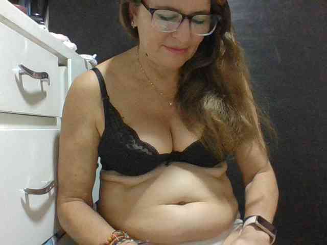 JuanitaWouti JuanitaWouti
