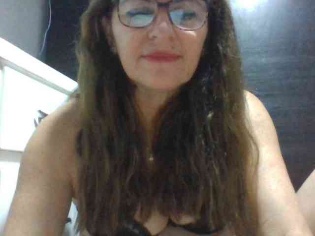 JuanitaWouti webcam