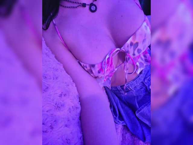LadyOfDesire live cam profile preview on bongacams
