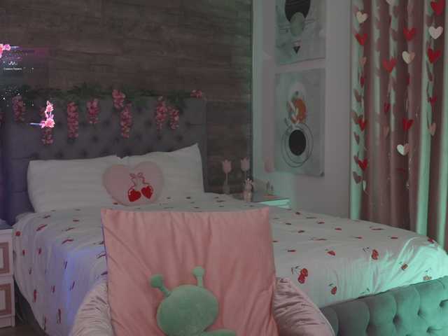 LadyOfDesire live webcam show