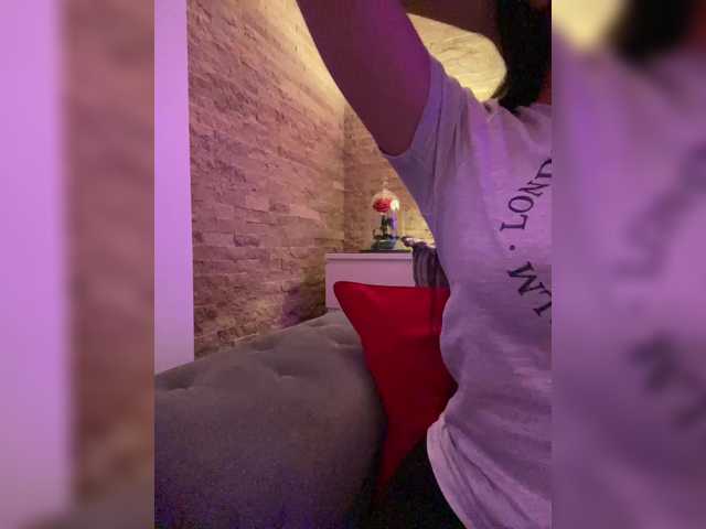 LadyOfDesire live webcam show