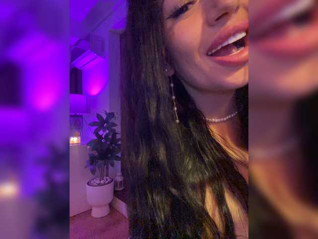 LadyOfDesire live cam