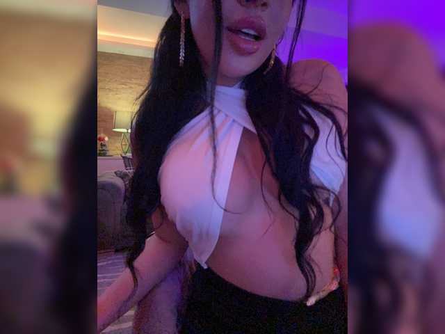 LadyOfDesire live webcam show