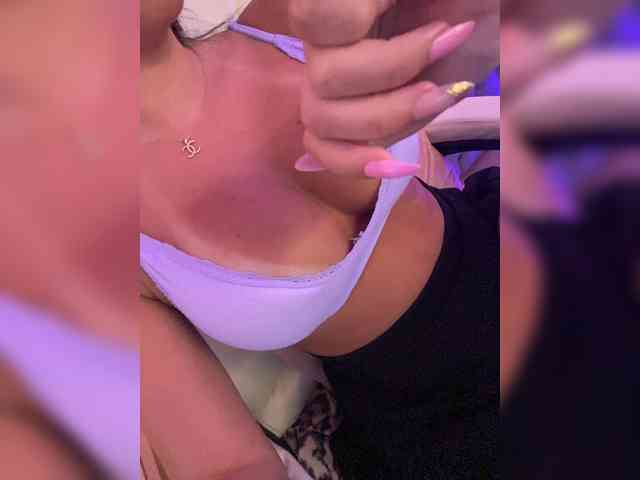 LadyOfDesire webcam