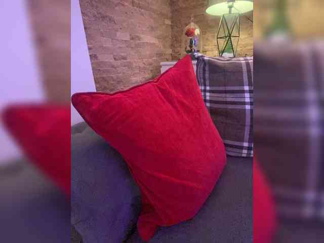 LadyOfDesire webcam