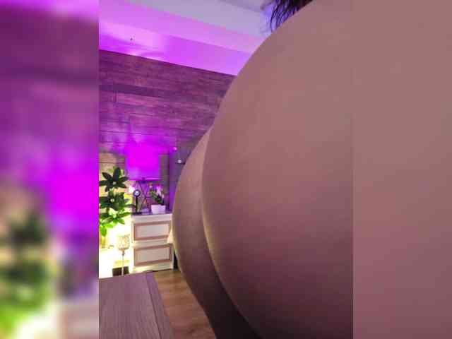 LadyOfDesire webcam
