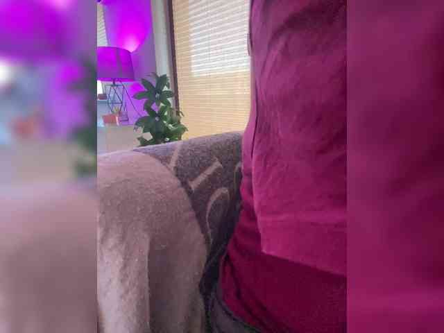 LadyOfDesire webcam