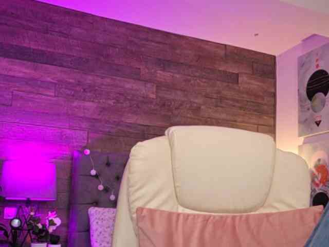 LadyOfDesire webcam