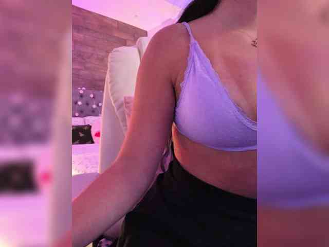 LadyOfDesire webcam