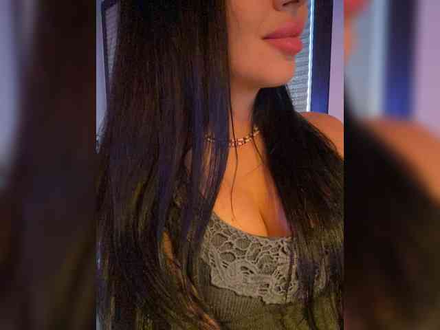 Model: LadyOfDesire