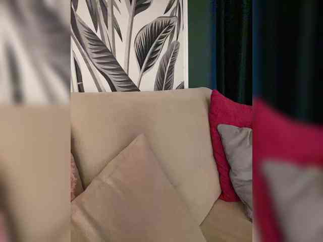 ladyofdesire's live room