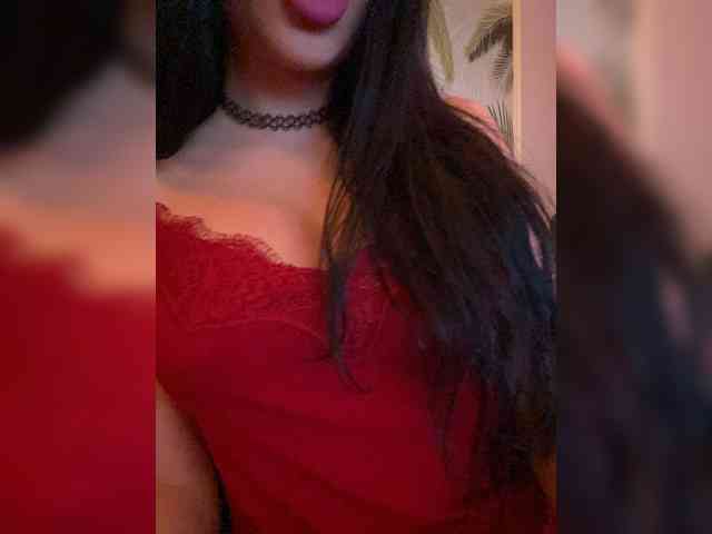 Model: LadyOfDesire