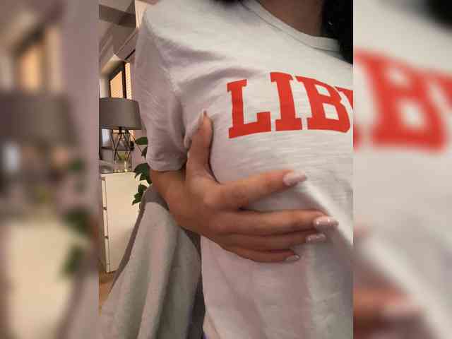 LadyOfDesire webcam
