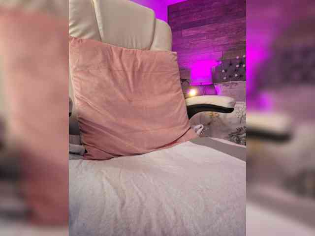 LadyOfDesire webcam