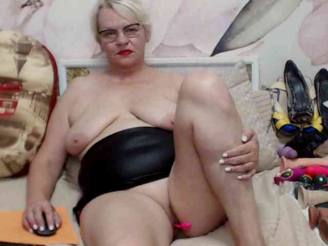 SweetyRina webcam