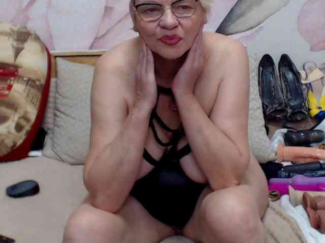 SweetyRina webcam